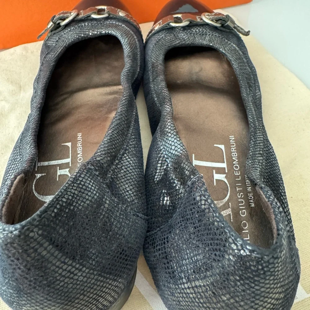 AGL Navy Crackle Ballet Flats - Picture 5 of 10